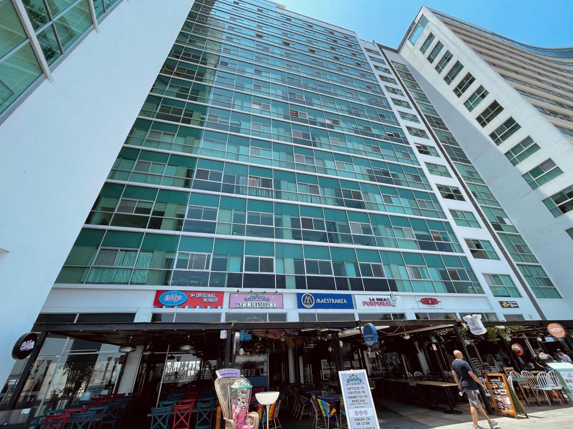 Suite Frente Al Rio En Puerto Santa Ana Riverfront Guayaquil Exterior foto